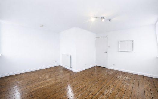 1 Bedroom Studio, Winthorpe Road, London