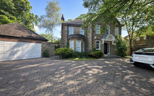 5 Bedroom Detached House, 23 Hambledon Place