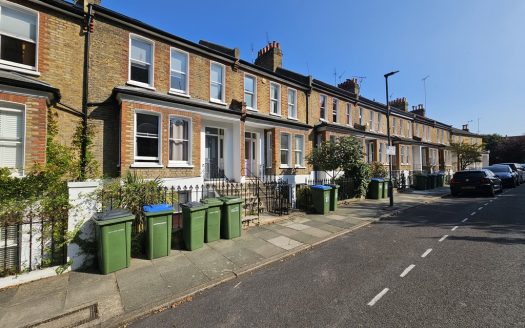 1 Bedroom Apartment, Kirkside Road, Greenwich, London