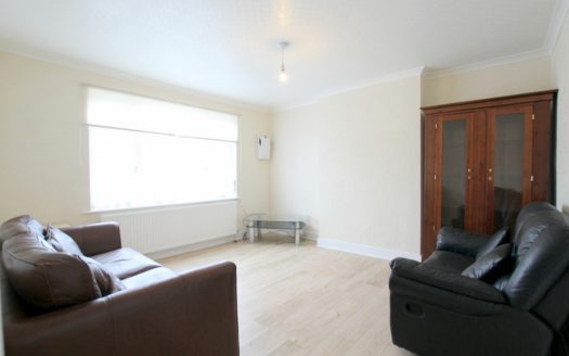 4 Bedroom Apartment, Twickenham Road, Isleworth