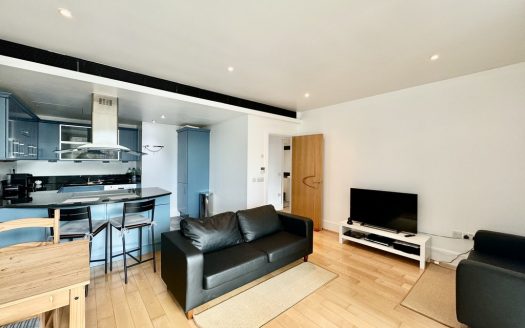 2 Bedroom , Brewhouse Lane, Putney