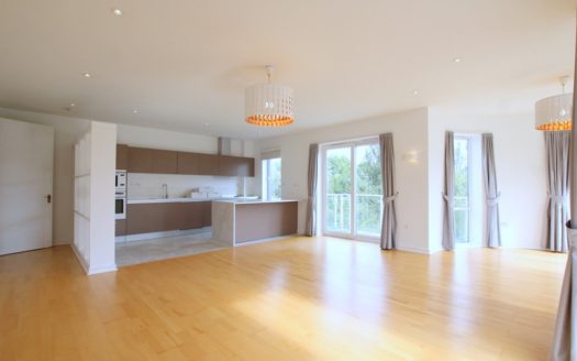2 Bedroom Apartment, Melliss Avenue, Richmond