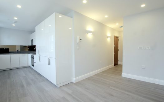 1 Bedroom Apartment, Sefton Street, Putney, London