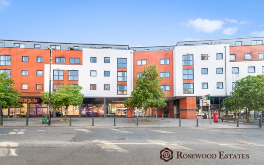 1 Bedroom Apartment, Church Street, Epsom