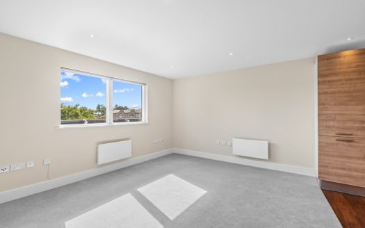 1 Bedroom Apartment, Church Street, Epsom