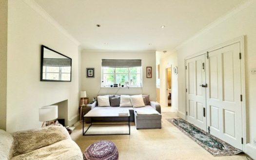 2 Bedroom Apartment, Fulham Park Gardens, London SW6