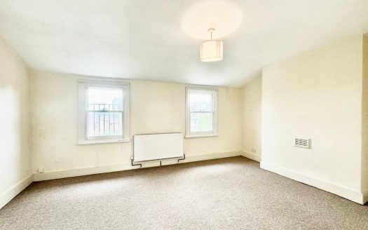 2 Bedroom Apartment, Putney High Street, London