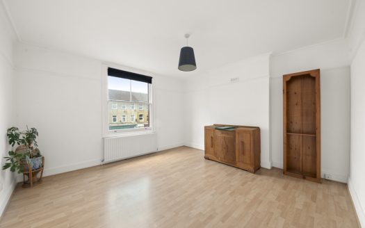 2 Bedroom Duplex Apartment, Lower Addiscombe Road, Croydon CR0