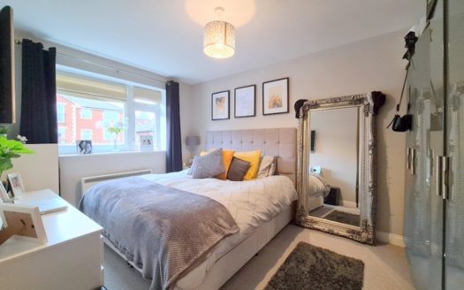 2 Bedroom Flat,