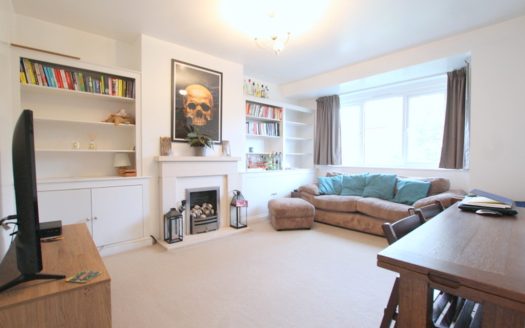 4 Bedroom Maisonette, Richmond Road, London